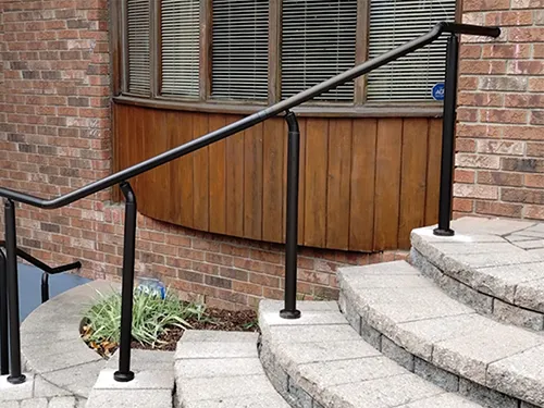 Поручни настенные, лестничные